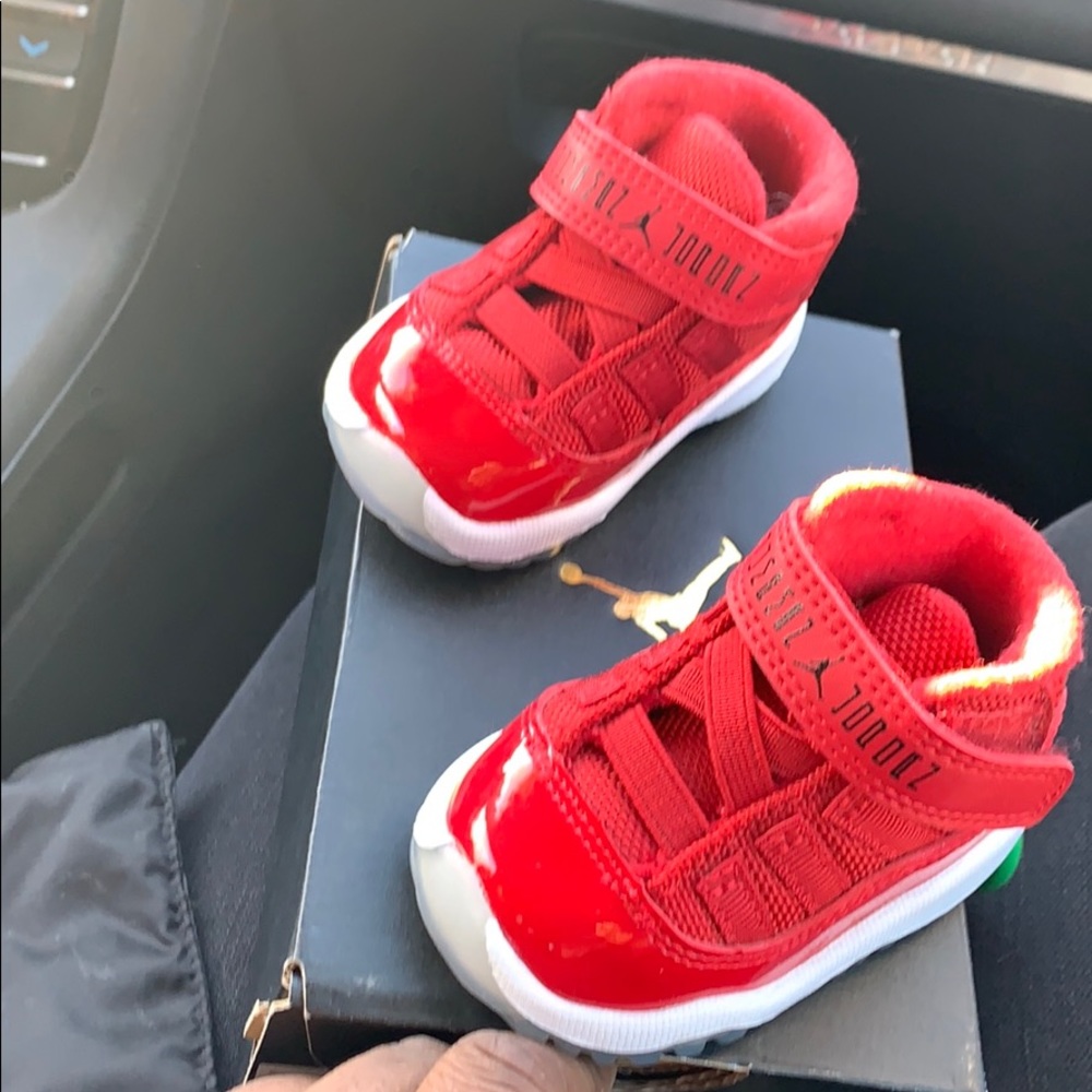 Jordan 11 Retro BT